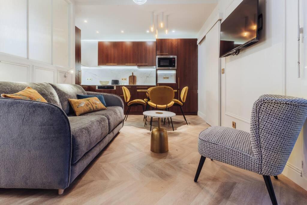 Luxueux Appartement Proche Disneyland Bussy-Saint-Georges Buitenkant foto